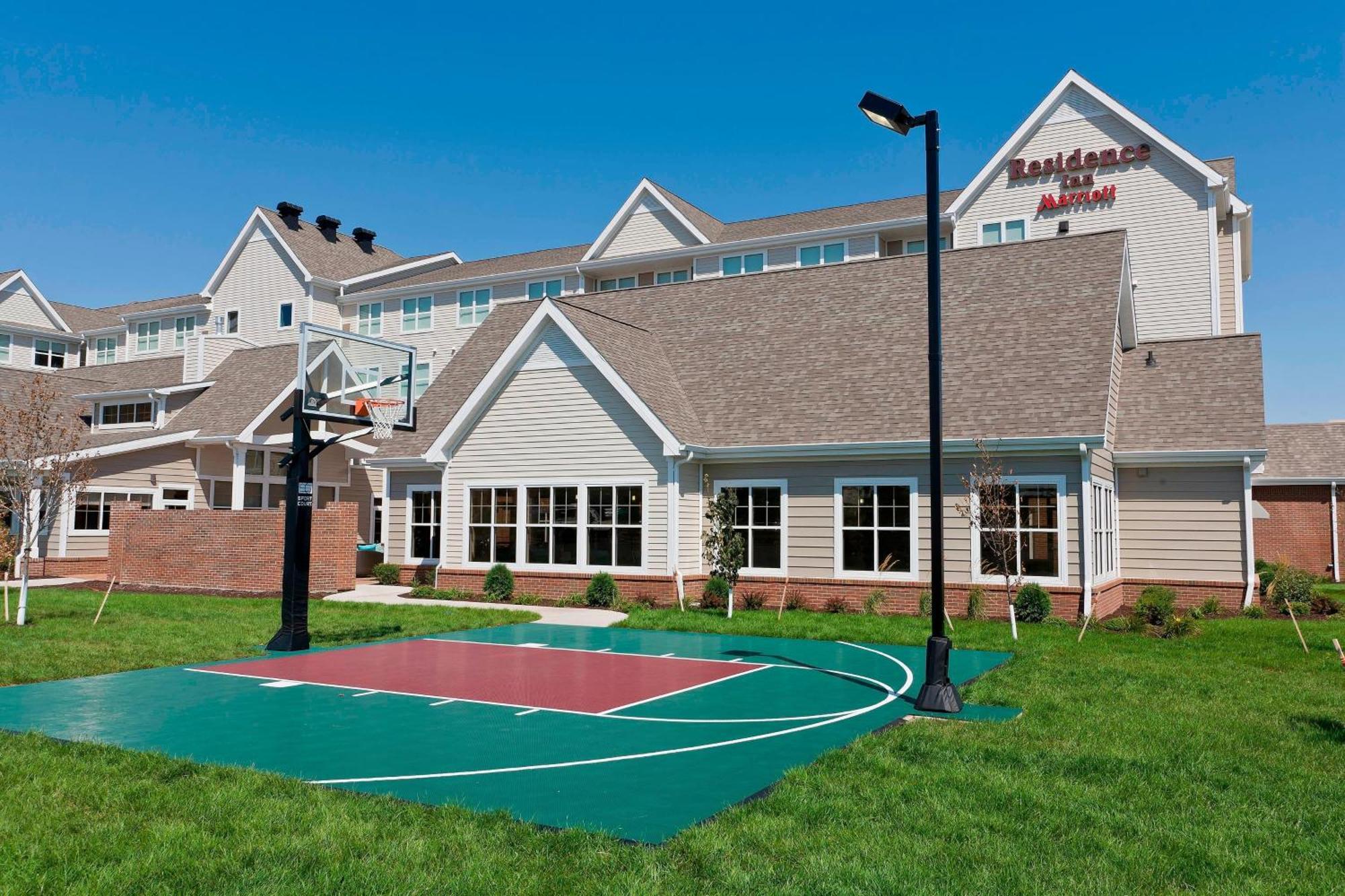 Residence Inn Bismarck North Exterior photo